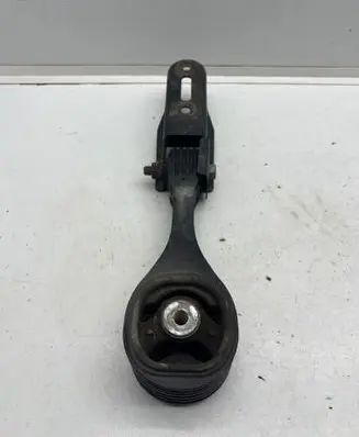 Suzuki Vitara (LY) Gearbox mount 