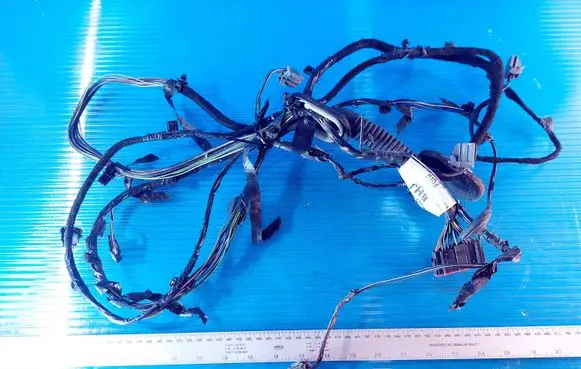 Ford Focus Tailgate/trunk wiring harness BV6T17N400BHJ