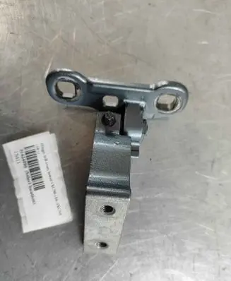 Volvo XC60 Rear door lower hinge 31424595