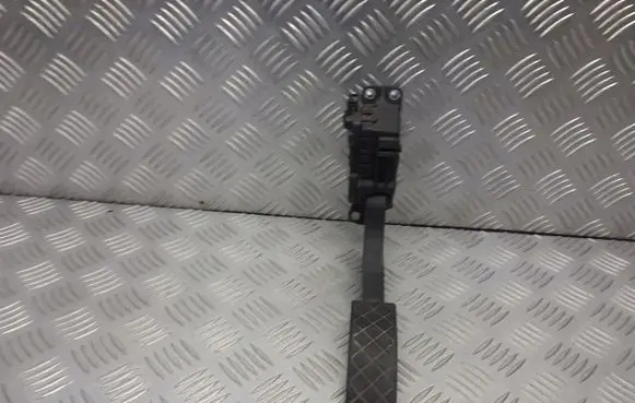 Seat Cordoba (6L) Accelerator throttle pedal 6Q1721503C