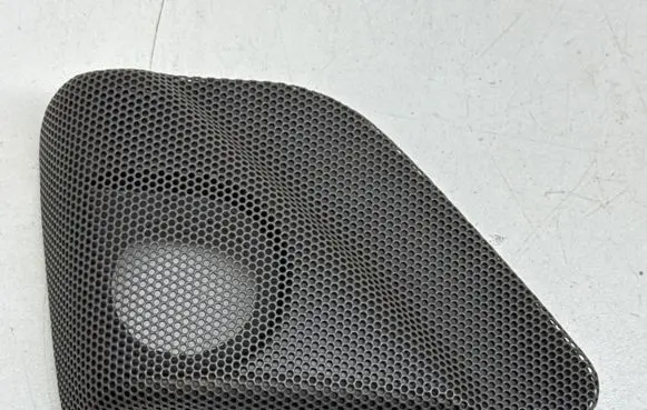 Lexus LS 400 Front door speaker cover trim 6768950010