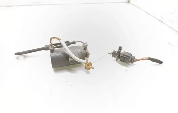Volkswagen PASSAT B5 Accelerator pedal position sensor 028907475S 0281002229