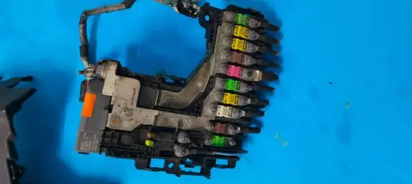 Citroen DS4 Battery control module 9665878380