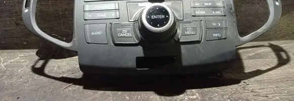 Honda Accord Radio/CD/DVD/GPS head unit 39050TL0G01