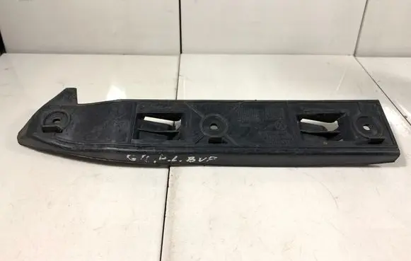 Volkswagen Golf IV Front bumper mounting bracket 1J0807184A