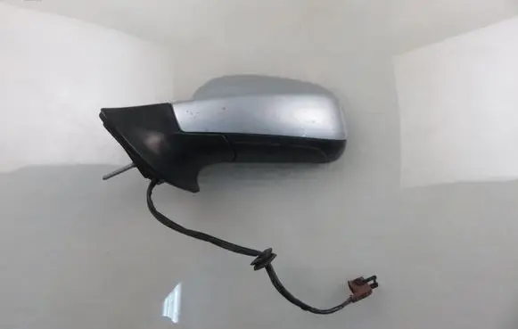 Peugeot 407 Front door electric wing mirror