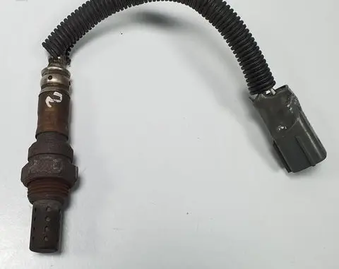 Mercedes-Benz A W176 Lambda probe sensor 11F02-4711