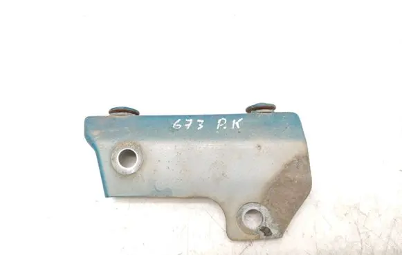 Volkswagen Caddy Fender mounting bracket 1T0810333A