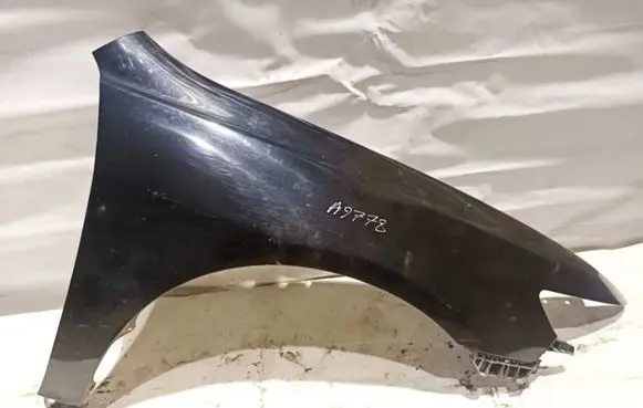 Honda Accord Fender Juoda