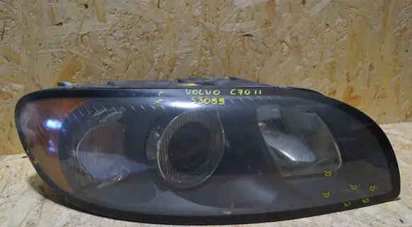 Volvo C70 Headlight/headlamp 9466362