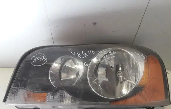 Volvo XC90 Headlight/headlamp 89902378