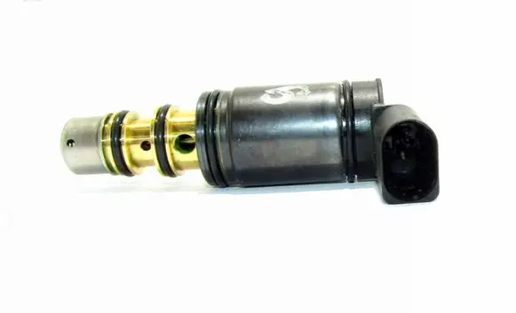 Volkswagen Golf V Oil pressure sensor 