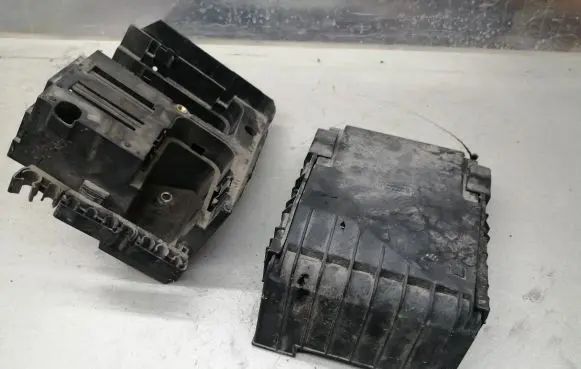 Volkswagen PASSAT B6 Fuse box set 1K0907361B 1K0937132F