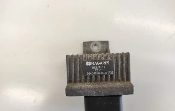 Renault Laguna III Glow plug pre-heat relay 9640469680