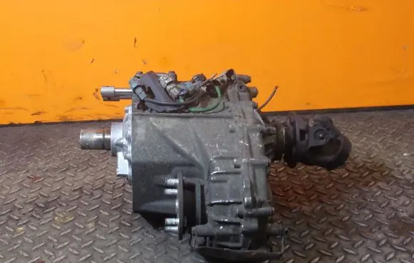 Toyota Hilux (AN10, AN20, AN30) Gearbox transfer box case 
