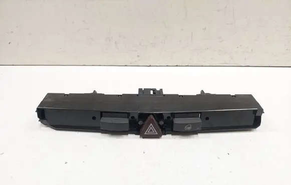 Opel Astra H Hazard light switch 13100105 03758075