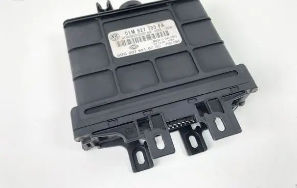 Audi A3 S3 8L Engine control unit/module 01M927733FA 5DG00792107