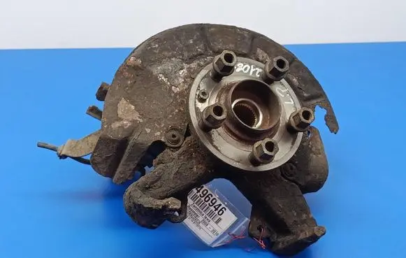 Skoda Roomster (5J) Front wheel hub spindle knuckle