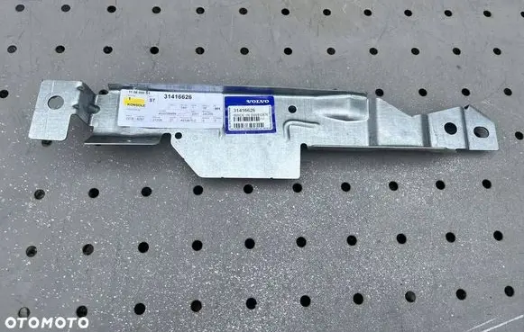 Volvo S90, V90 Fender mounting bracket 31416626
