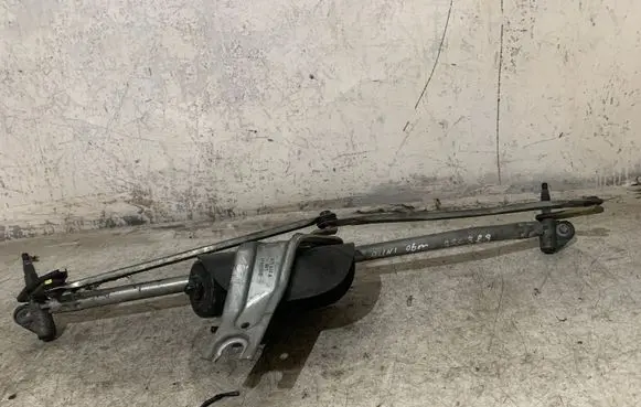 Mini One - Cooper R50 - 53 Front wiper linkage 8377427