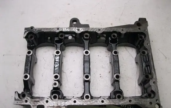 Hyundai i30 Other engine part 5EJ228 BV131