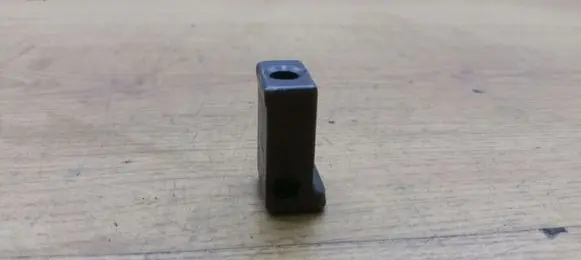 Audi A3 S3 8P Fuel Injector clamp holder
