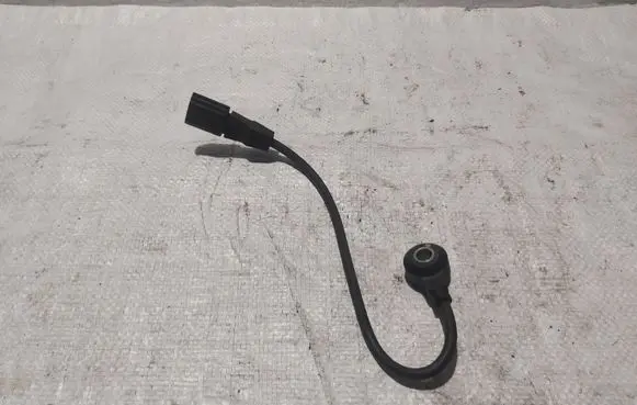 Audi A8 S8 D4 4H Detonation knock sensor 079905377