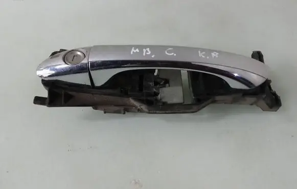 Mercedes-Benz C W203 Front door exterior handle 