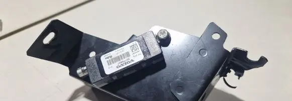 Volvo C70 Aerial antenna amplifier 30775607