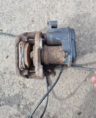 BMW 2 F46 Rear brake caliper 32345699