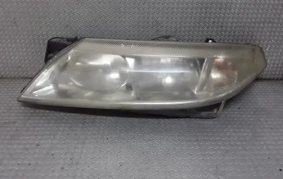 Renault Laguna II Headlight/headlamp 8200002845