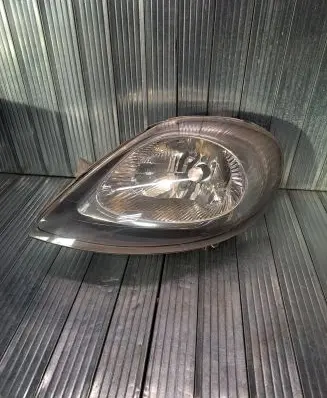 Opel Vivaro Headlight/headlamp 7700311371 89308690 91165719