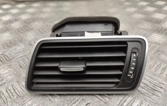 Volkswagen PASSAT CC Dashboard air vent grill cover trim 3AC819701A