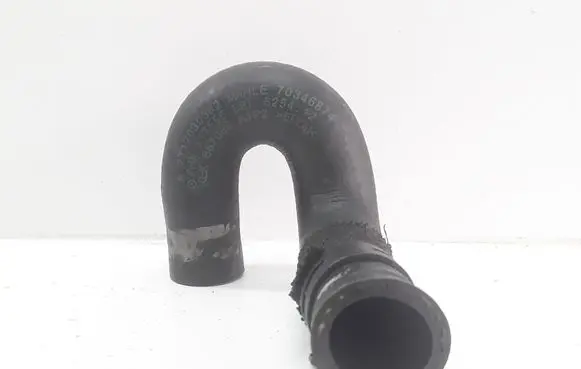 Mercedes-Benz C W204 Engine coolant pipe/hose A2712030382