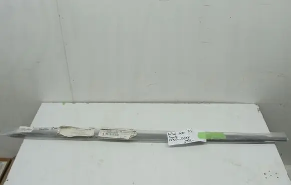 Toyota C-HR I Front door trim (molding) 7572013051