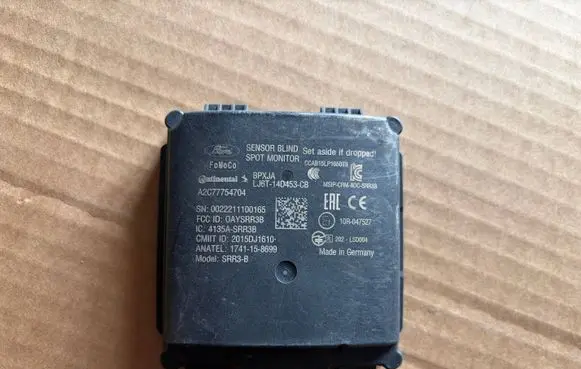 Ford Kuga III Blind spot module LJ6T14D453CB