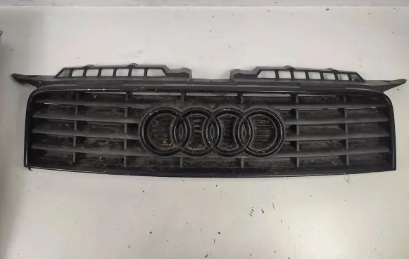 Audi A3 S3 8P Front grill 8P3853651