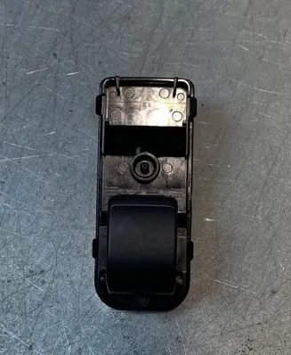 Mazda CX-3 Electric window control switch D09H66370