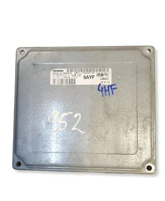 Ford Focus Engine control unit/module 4M5112A650HF S118934101F
