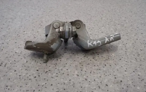 Nissan Micra Front door hinge set 