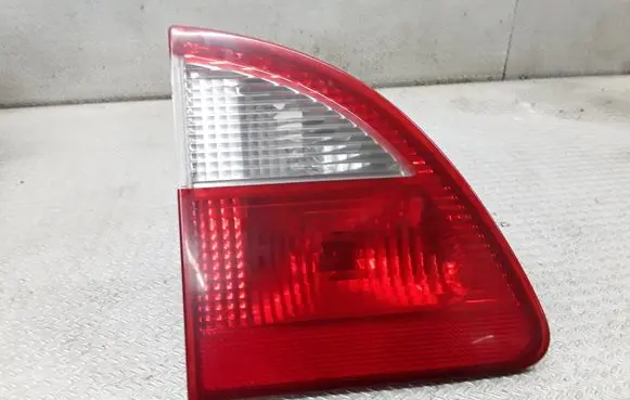 Ford Galaxy Tailgate rear/tail lights 7M5945093B