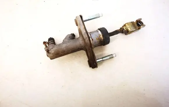 Clutch master cylinder