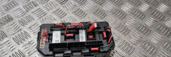 BMW 2 F22 F23 Fuse box set 938906801