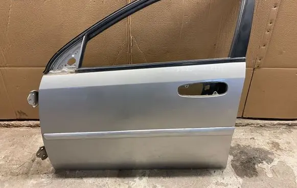 Chevrolet Lacetti Front door