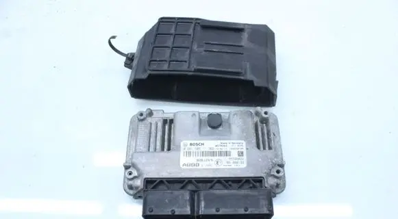 Opel Zafira C Engine control unit/module 0261S08111 13110170