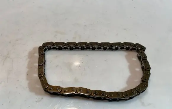 Mercedes-Benz GL X164 Oil pump chain 
