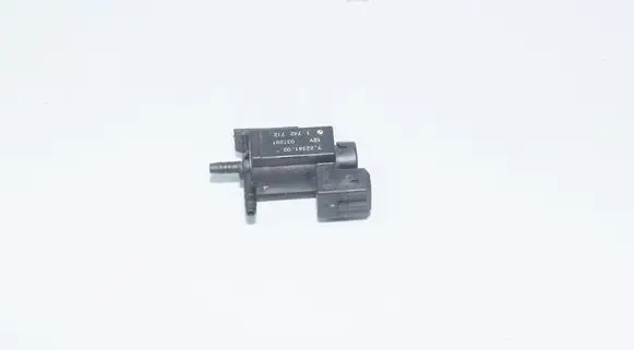 BMW 5 E39 Turbo solenoid valve 1742712
