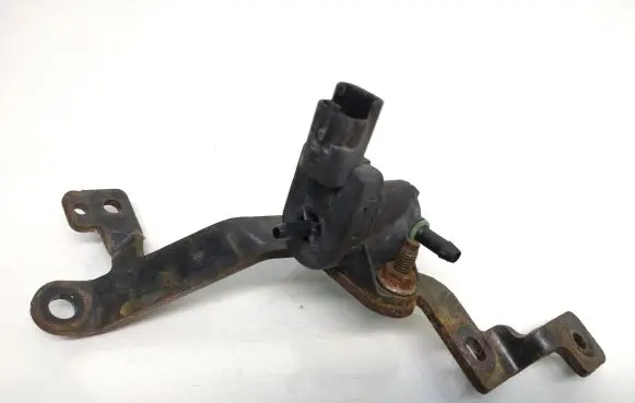 Volvo V60 Vacuum valve 9688124580 Cv6q96s430ab