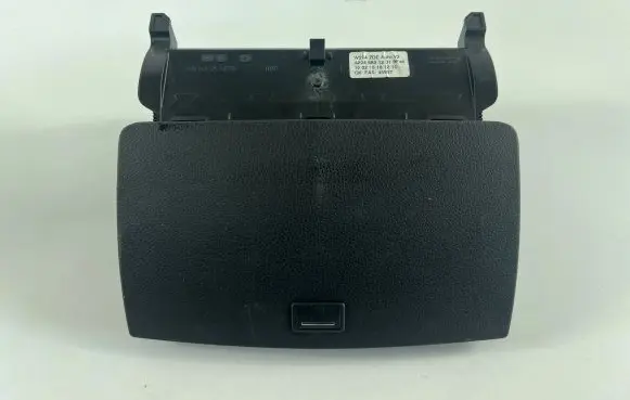 Mercedes-Benz C W204 Screen/display/small screen A2046801231