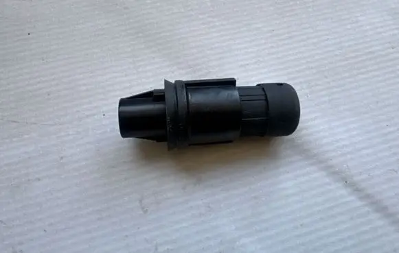 Opel Mokka Tailgate/trunk/boot lid buffer 9847142080